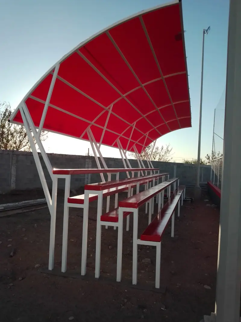 Grada 50 personas con techo curvo de lona - Slide 2